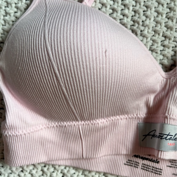 3 Bra Bundle - Picture 6 of 8